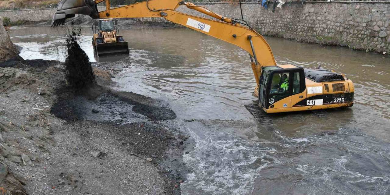 Aski Su Baskınlarına Karşı Akarsu Ve Dere Yataklarını Islah Ediyor