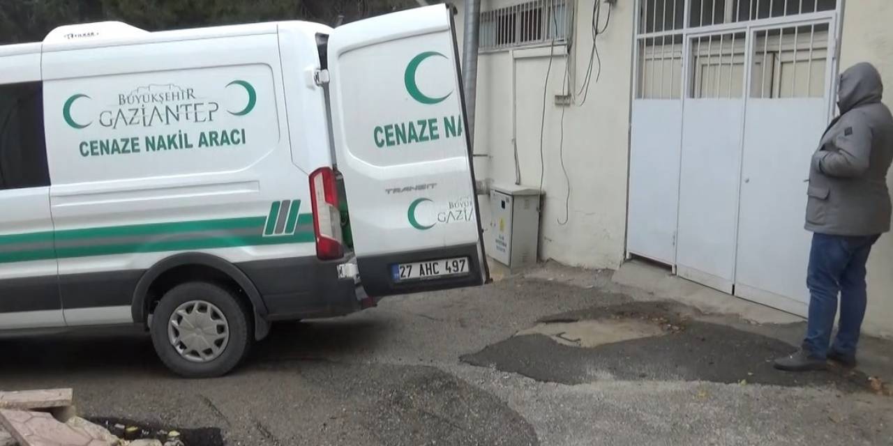Okula Giderken Otomobilin Çarptığı Buğrahan Hayatını Kaybetti