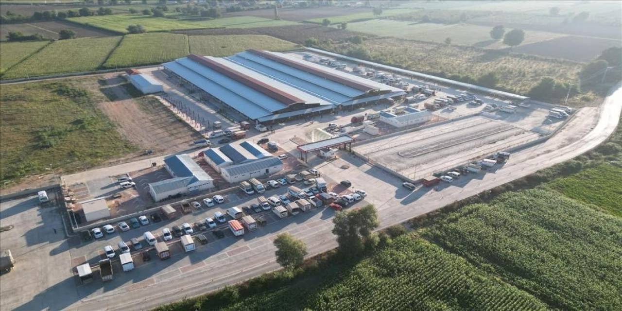 İnegöl Hayvan Pazarı Yeniden Hizmete Başladı