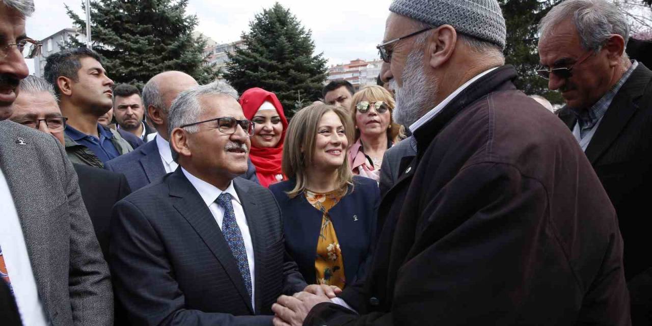 Başkan Büyükkılıç: “İnsanları Kucaklayan, Bağrına Basan, Bir Yaklaşım İçerisindeyiz”