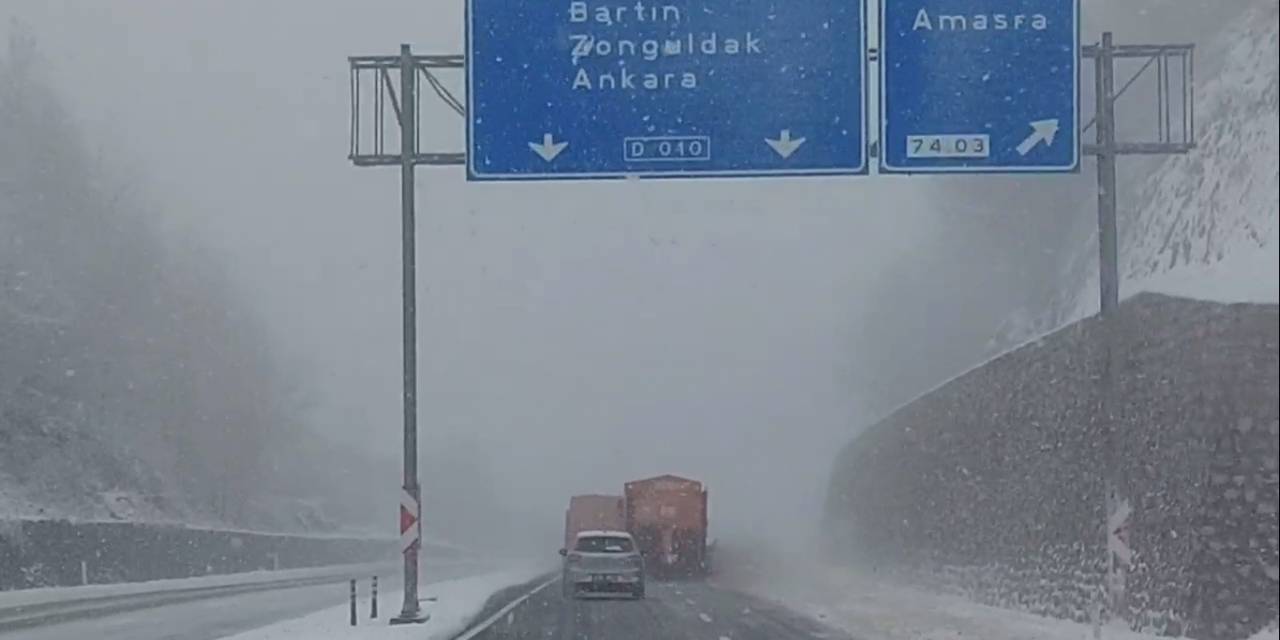 Bartın’da Kar Esareti