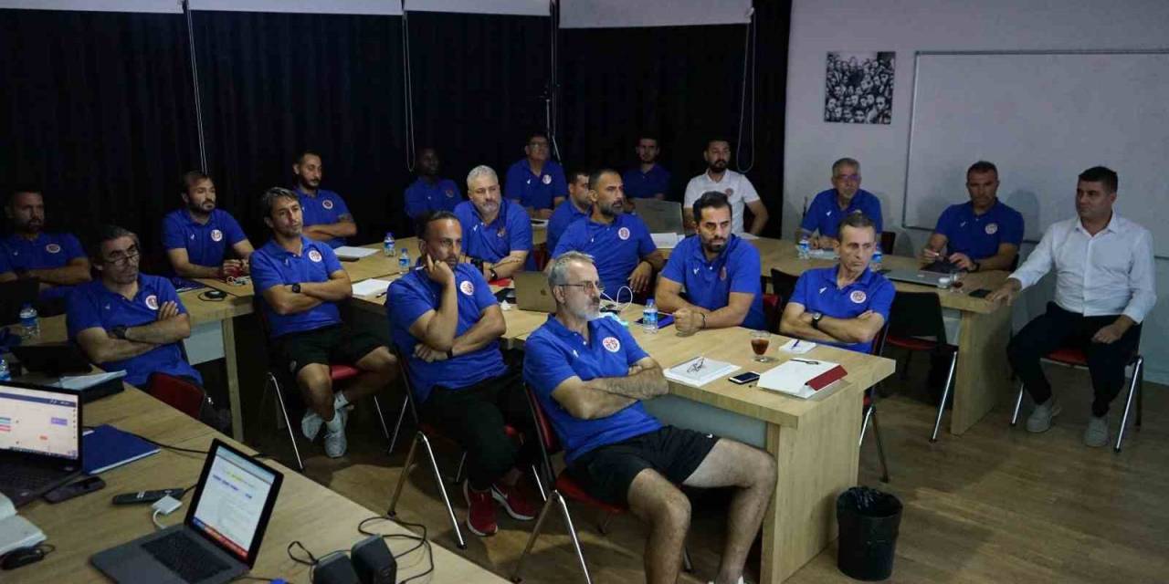 Antalyaspor, Okullara İniyor