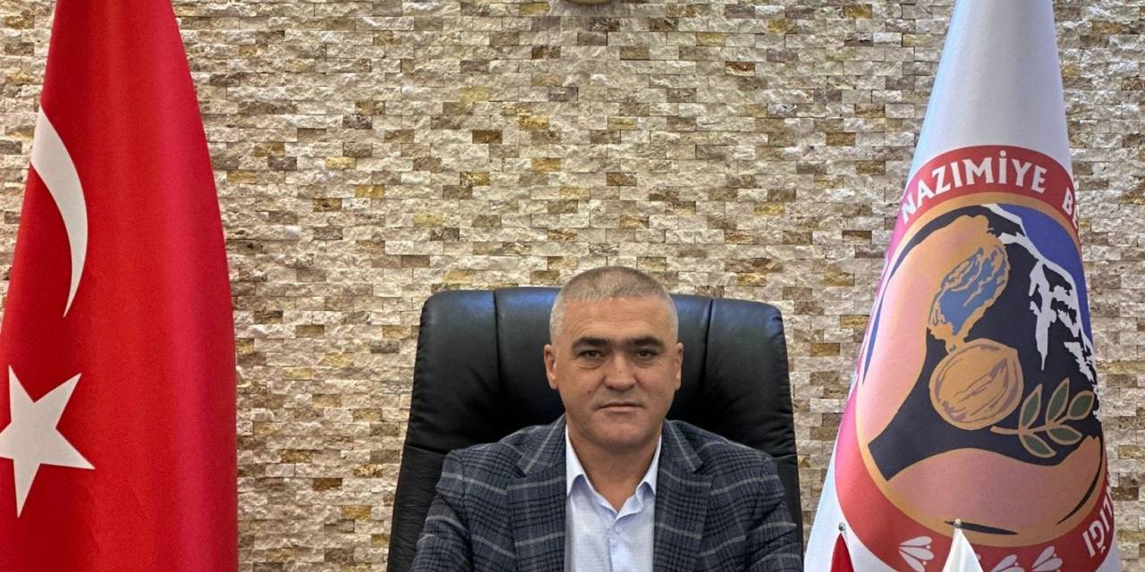 Chp’li Nazımiye Belediye Başkanı Kırmızıçiçek, Topa Tuttuğu Partisinden İstifa Etti