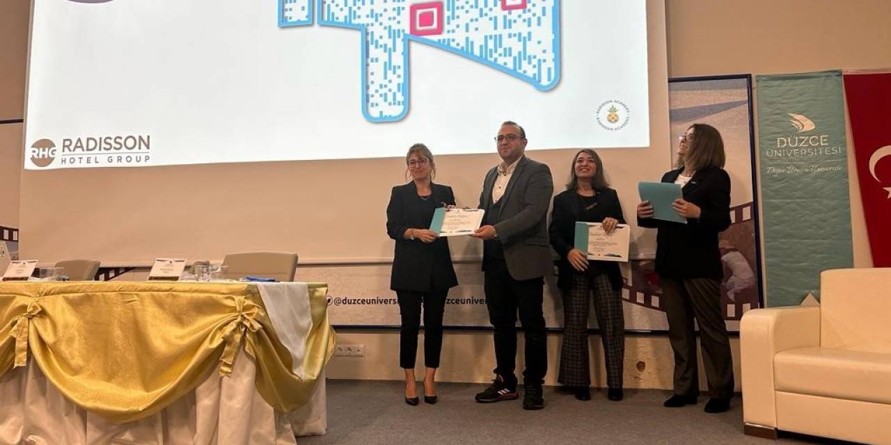 Turizmdeki İş Deneyimlerini Öğrencilere Anlattılar