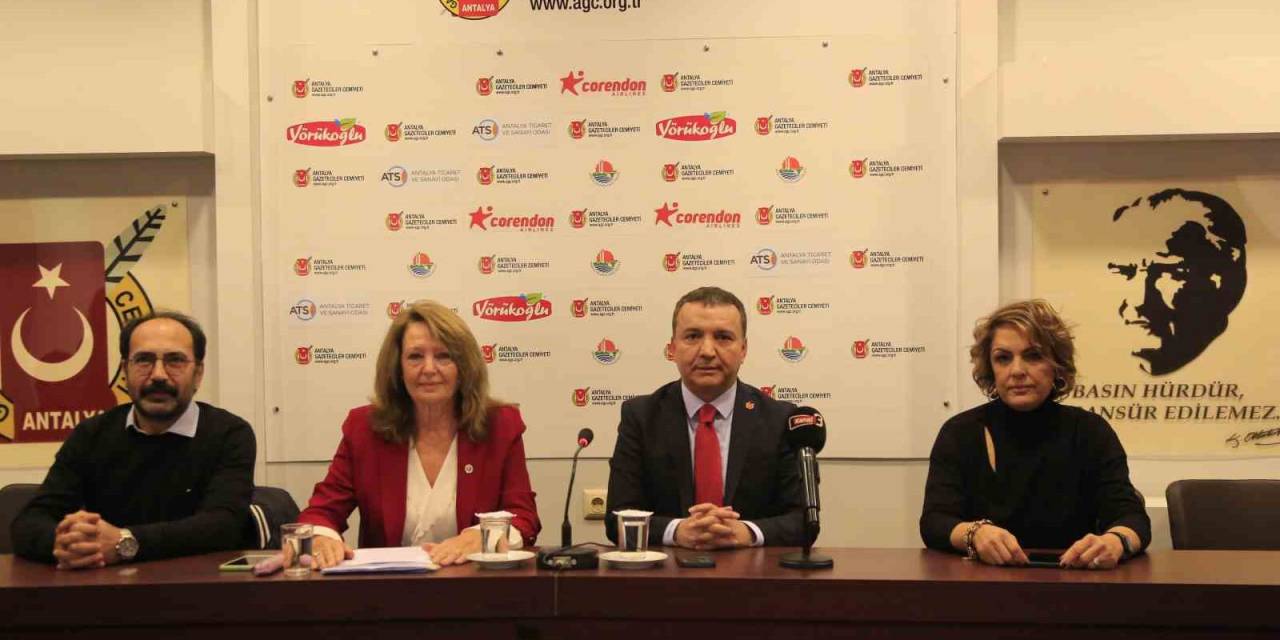 Antalya’da 27 Stk Dizilerdeki Kadın Şiddetine “Hayır” Dedi