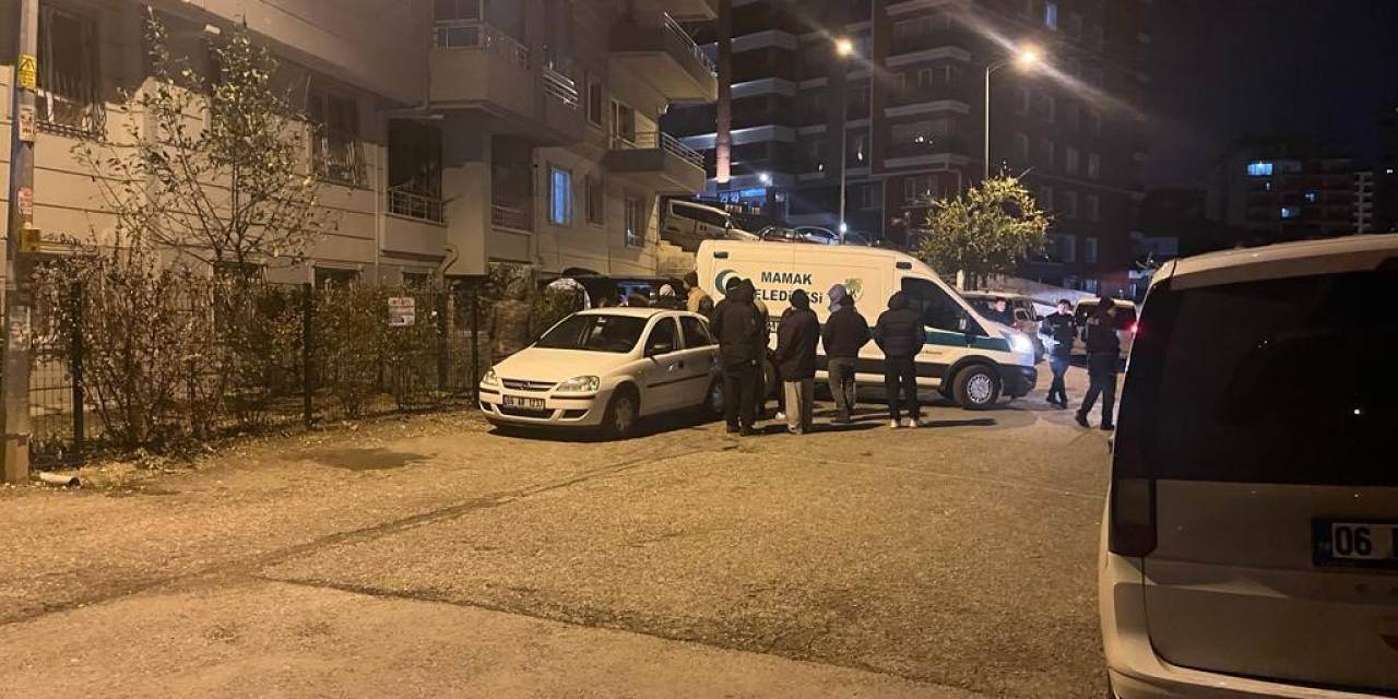 Ankara’da Bir Kadın Tartıştığı Erkek Arkadaşını Öldürdü