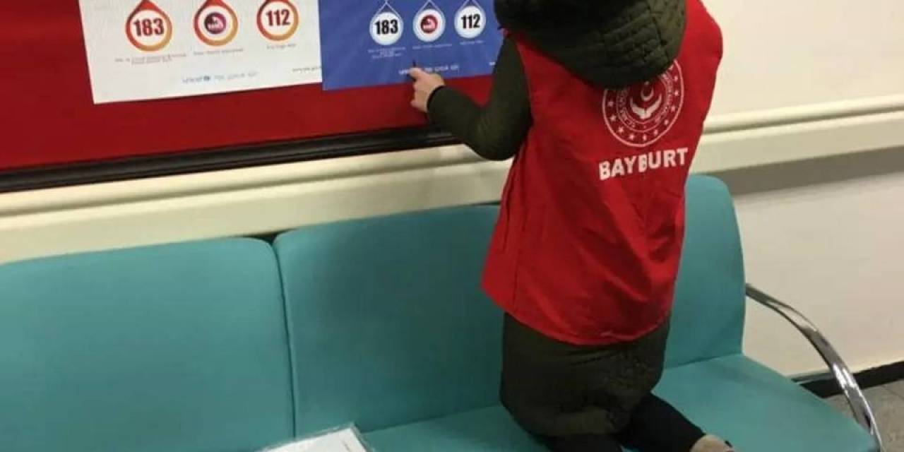 Bayburt’ta Kadına Yönelik Şiddete Afişlerle Dikkat Çekildi