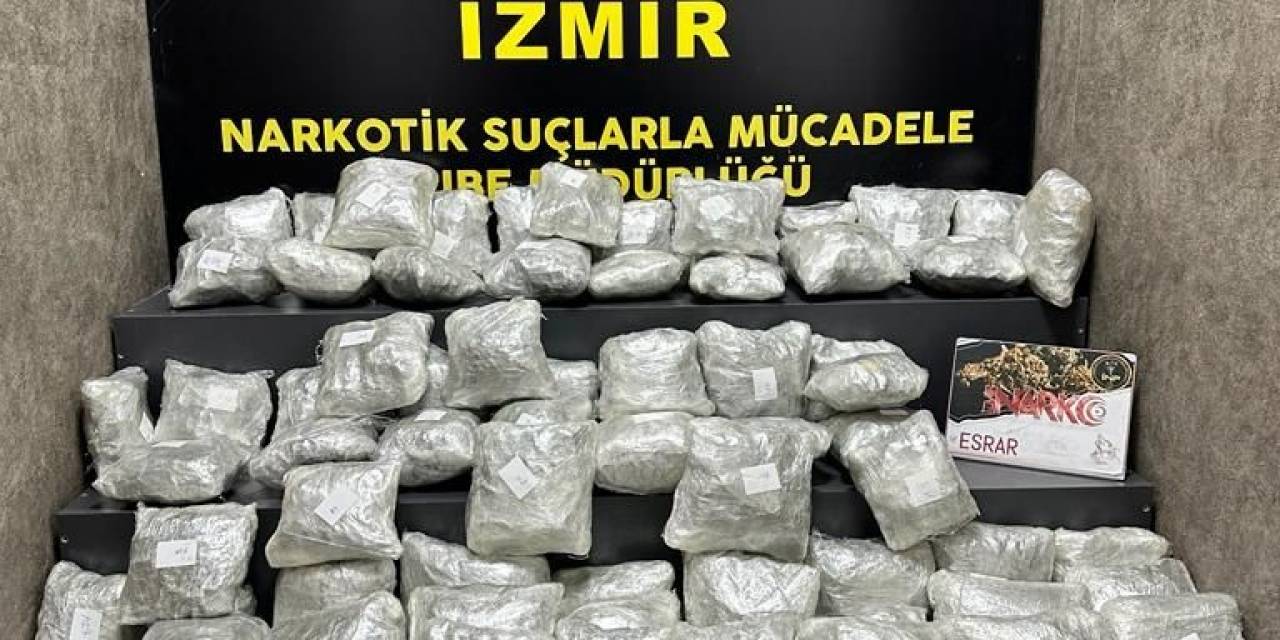 İzmir’de Bir Kargo Firmasında Yaklaşık 40 Kg Esrar Ele Geçirildi