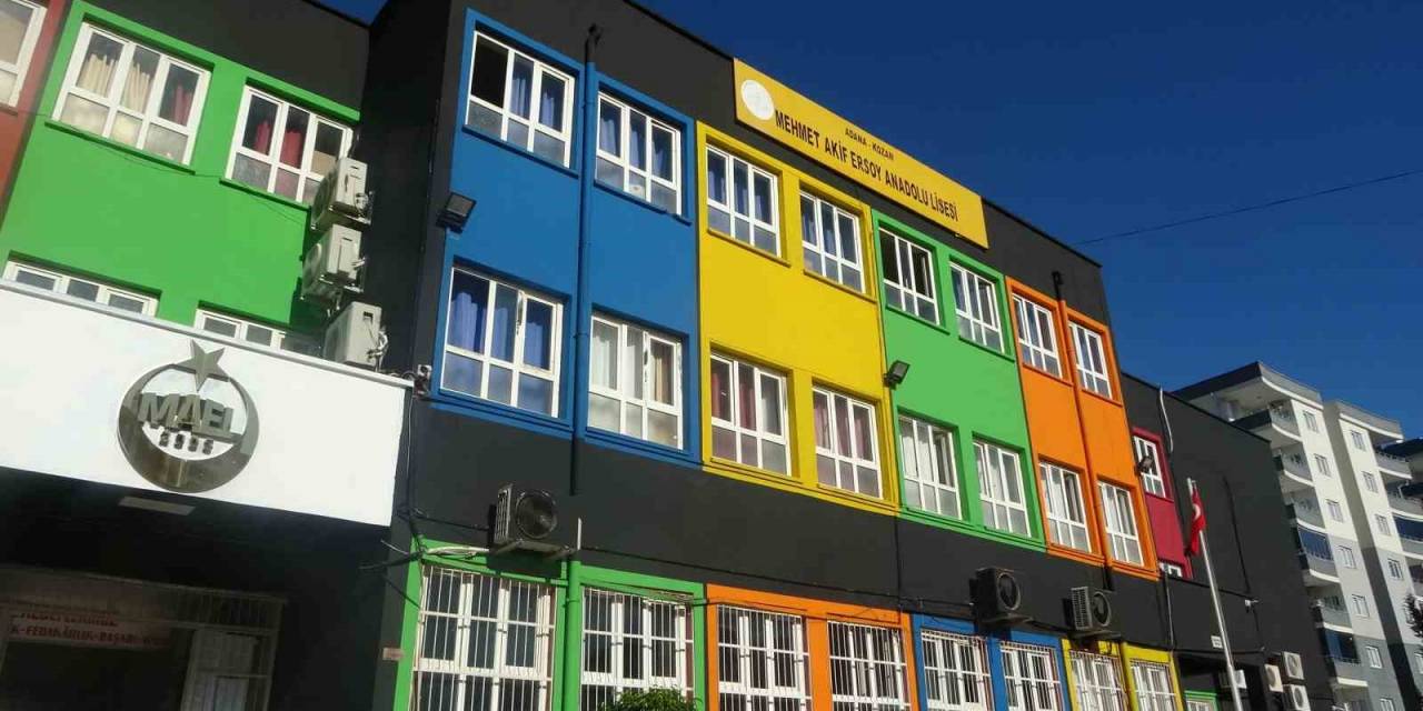 30 Yıllık Tarih Öğretmeni Okulda Kalp Krizi Geçirdi, Öğretmenler Günü’nde Hayatını Kaybetti