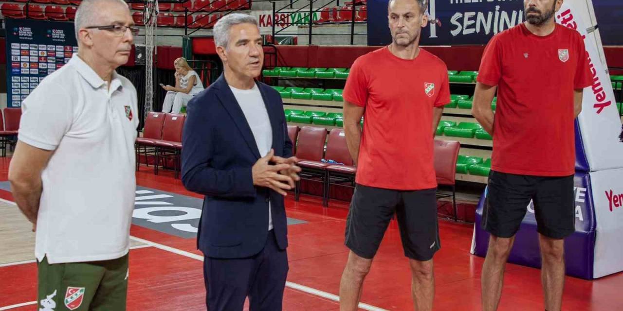 Karşıyaka Medicalpoint’te İstifa Depremi