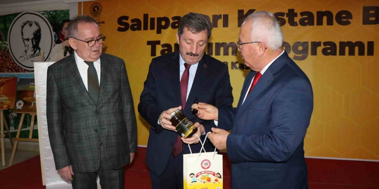 Yüzde 72 Kestane Oranına Sahip ‘Salıpazarı Kestane Balı’ Tanıtıldı