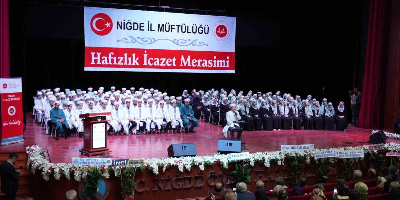 Niğde’de 151 Öğrenciye Hafızlık İcazeti Verildi