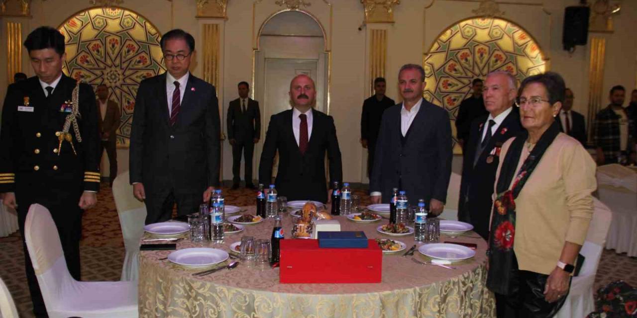 Kore Büyükelçisi Lee, Kore Gazileri Ve Aileleriyle Bir Araya Geldi