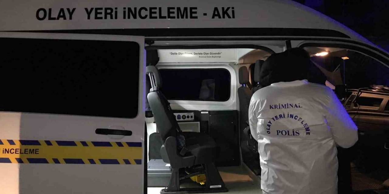 Komşuları İki Gündür Haber Alamıyordu, Evinin Salonunda Ölü Bulundu
