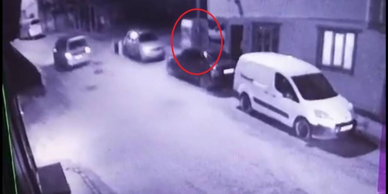 Fırtına İnsanları, Motosikleti Ve Giysi Dolabını Böyle Uçurdu