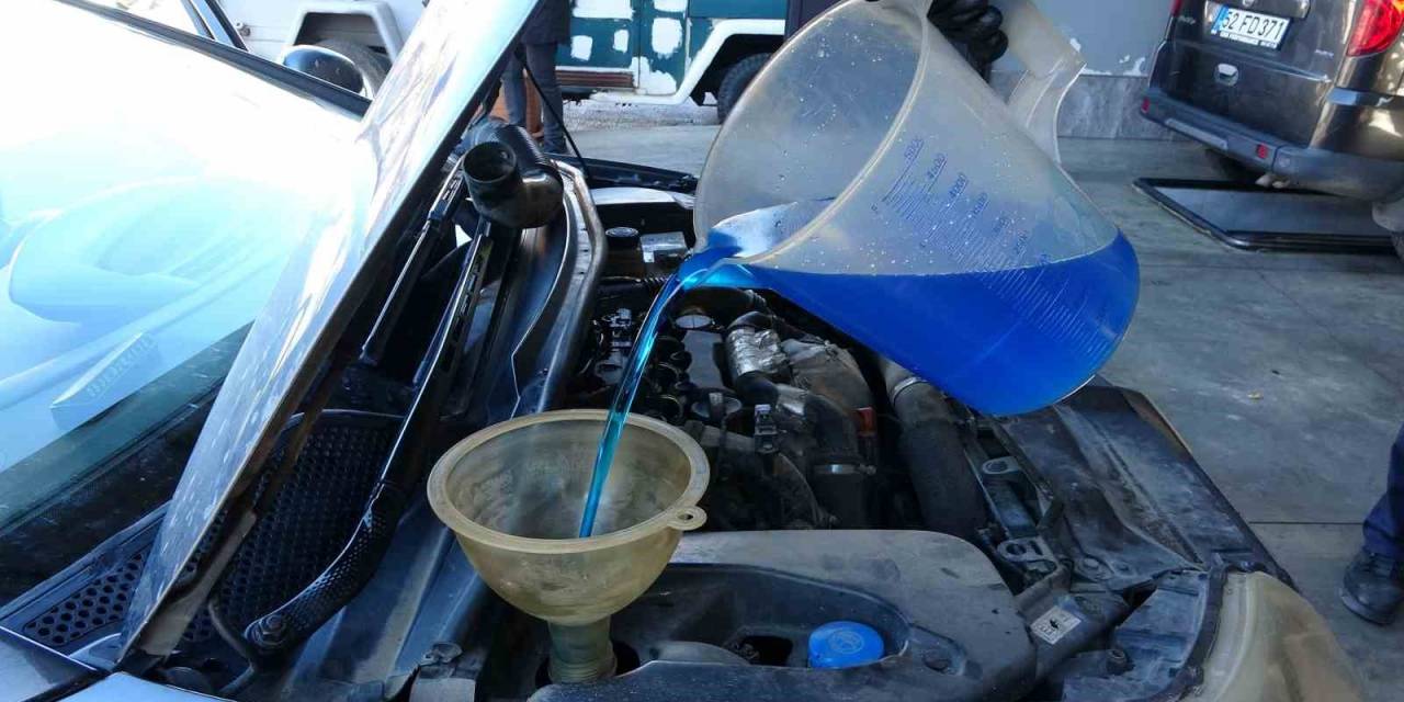 Araçlar İçin Kış Bakımı Uyarısı: "400 Liralık Antifriz, Büyük Masrafların Önüne Geçebilir”