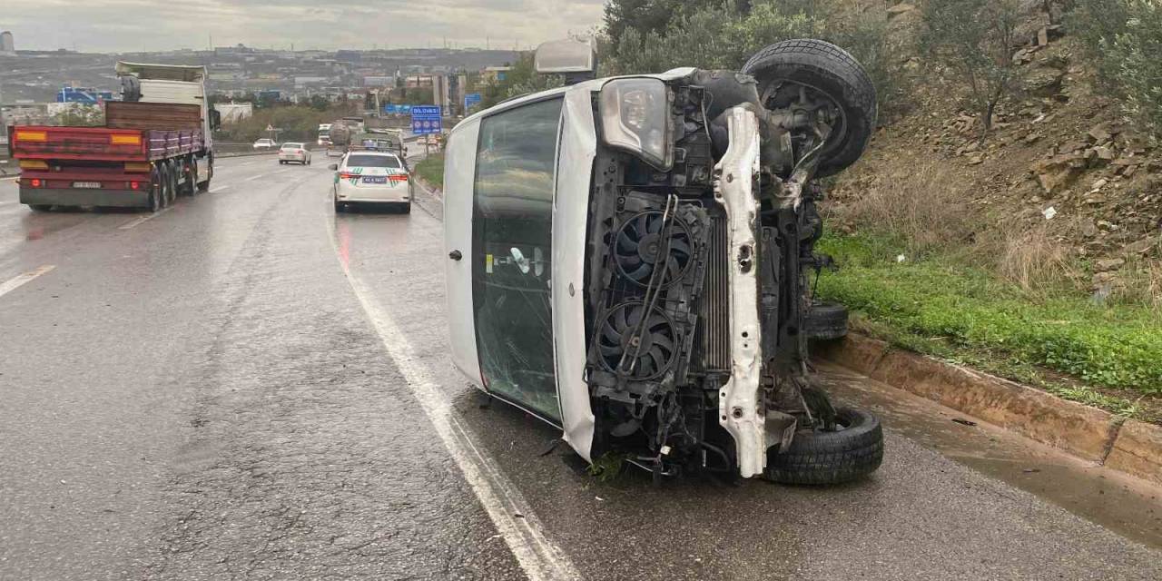 Kocaeli’de İşçi Servisi Devrildi : 1’i Ağır 9 Yaralı