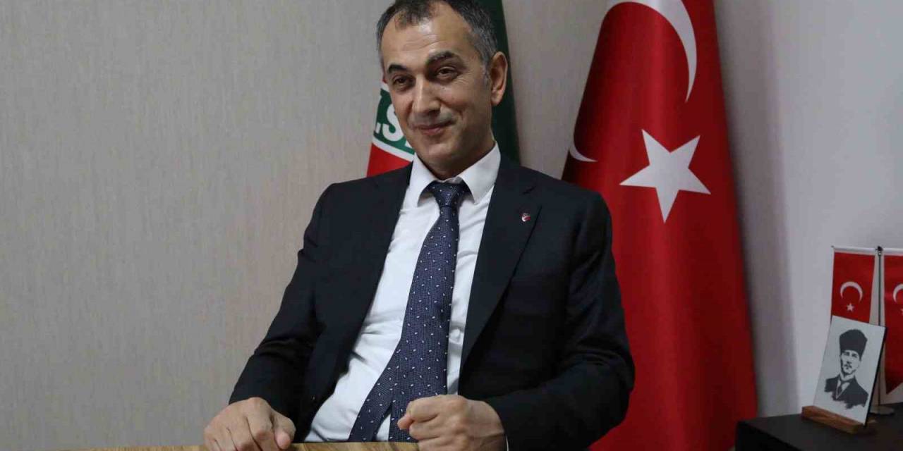 Karşıyaka Başkanı Yeşil’den Teknik Direktör Açıklaması