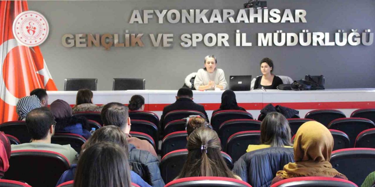 Gençlik Ve Spor İl Müdürlüğü Personeline Eğitim