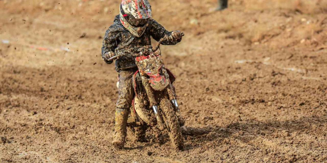 7 Yaşındaki Motosikletçinin Hedefi Dünya Şampiyonluğu