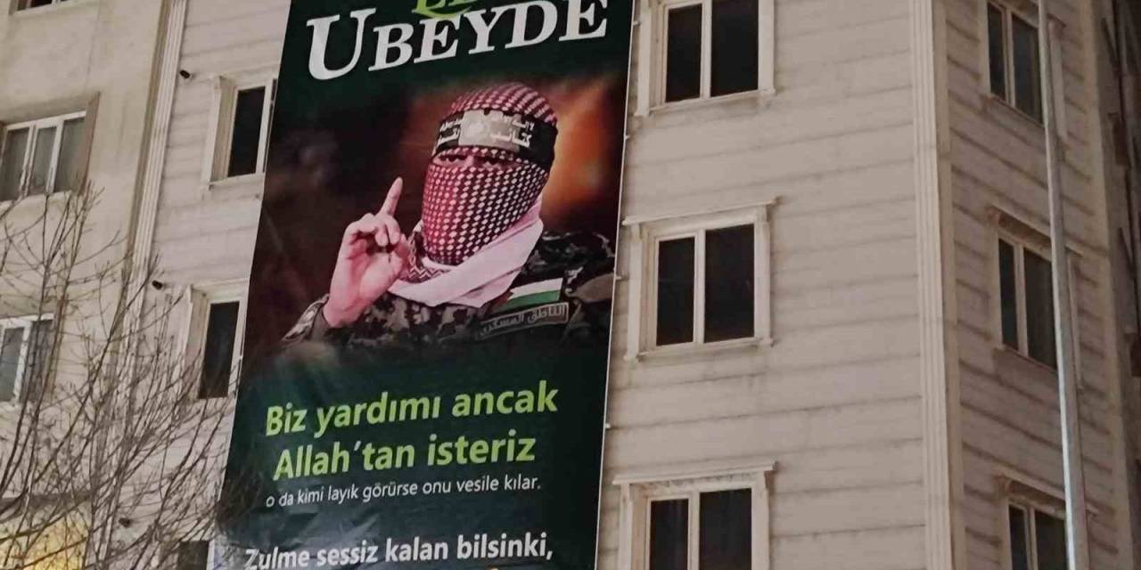 Van’da Bir Binaya Ebu Ubeyde’nin Posteri Asıldı
