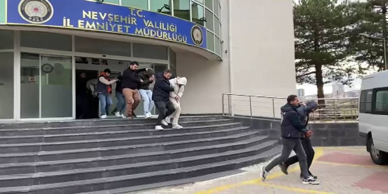 Kargo Dolandırıcıları Yakayı Ele Verdi: 11 Gözaltı