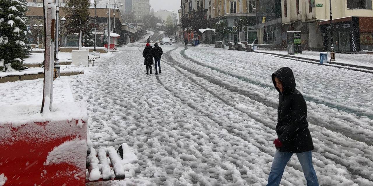 Bolu Valiliği, ‘Kimse Sokakta Kalmasın’ Çağrısı Yaptı