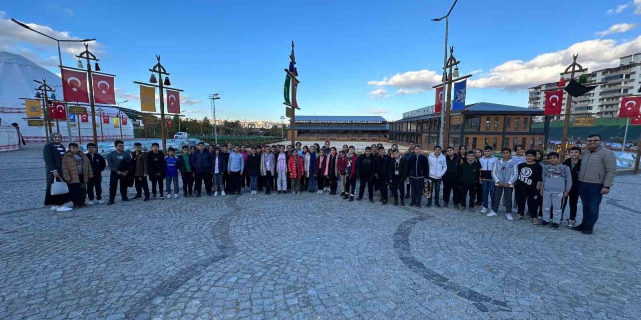 Şahinbey Belediyesi Geleneksel Spor Merkezi Öğrencileri Ağırladı