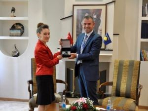 Kosova Kültür Bakanı Unesco Konusunda Türkiye’den Yardım İstedi