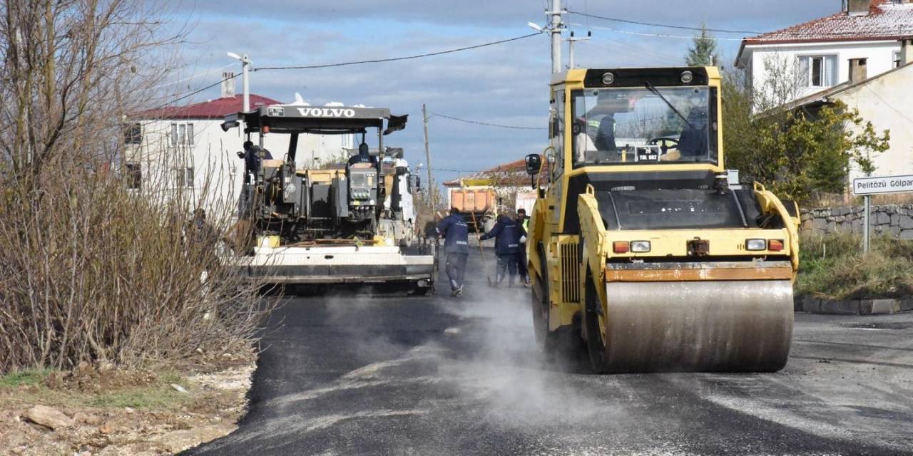 Pelitözü’nde Yollar Yeni Asfalta Kavuştu