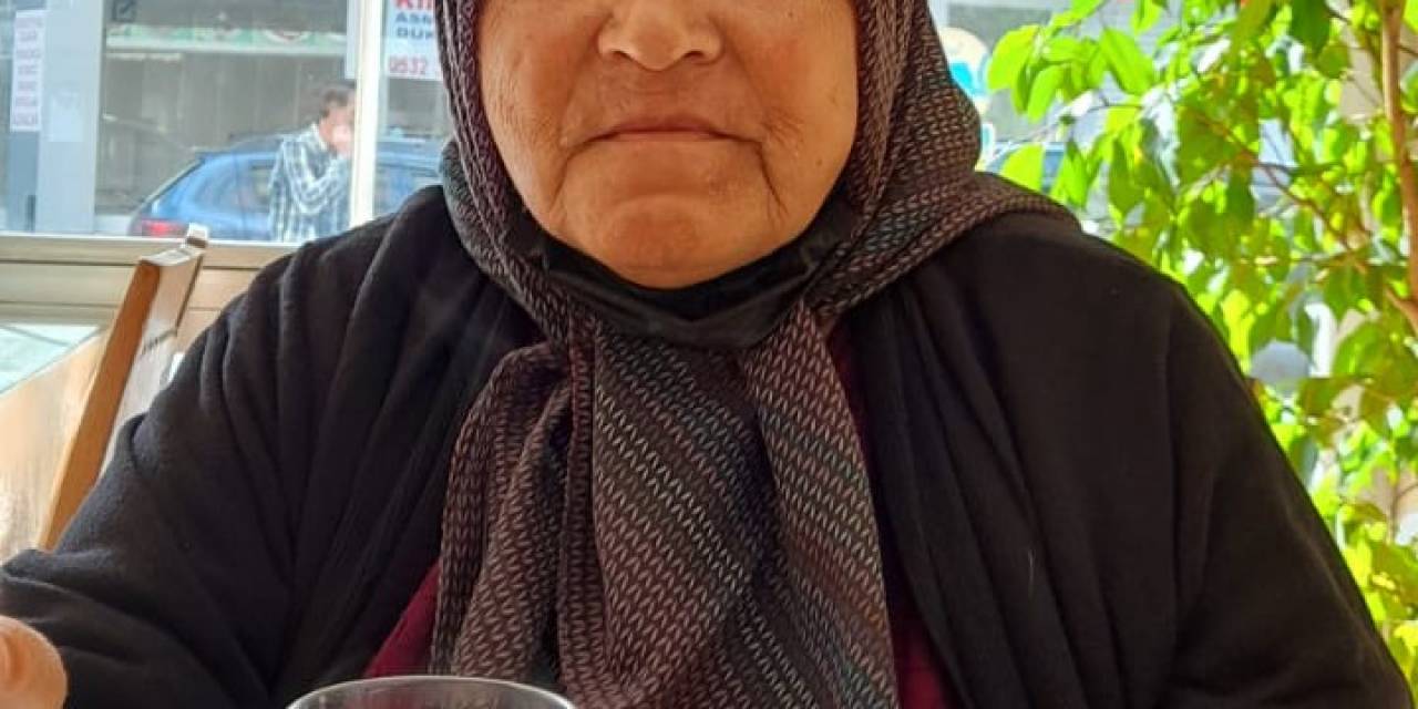 Yanlış Kan Verilip Ölümüne Neden Olunan Kadının Torunu: "Adaletin Yerini Bulmasını İstiyoruz"