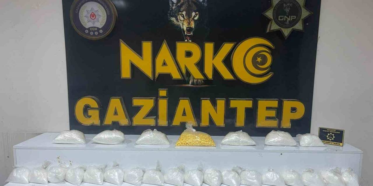 Gaziantep’te 14 Kilogram Metamfetamin Ele Geçirildi, 2 Şahıs Tutuklandı