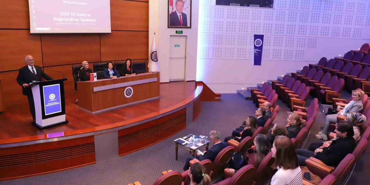 Atatürk Üniversitesi’nde 2023 Yılı Akademik İzleme Ve Değerlendirme Toplantıları Devam Ediyor