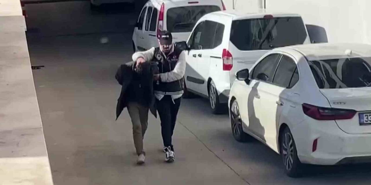 Adana’da Sokakta Uyuşturucu Satan 3 Kişi Tutuklandı