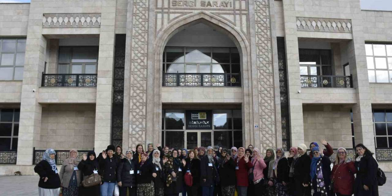 Menemenli Kadınlar Türkiye’yi Geziyor