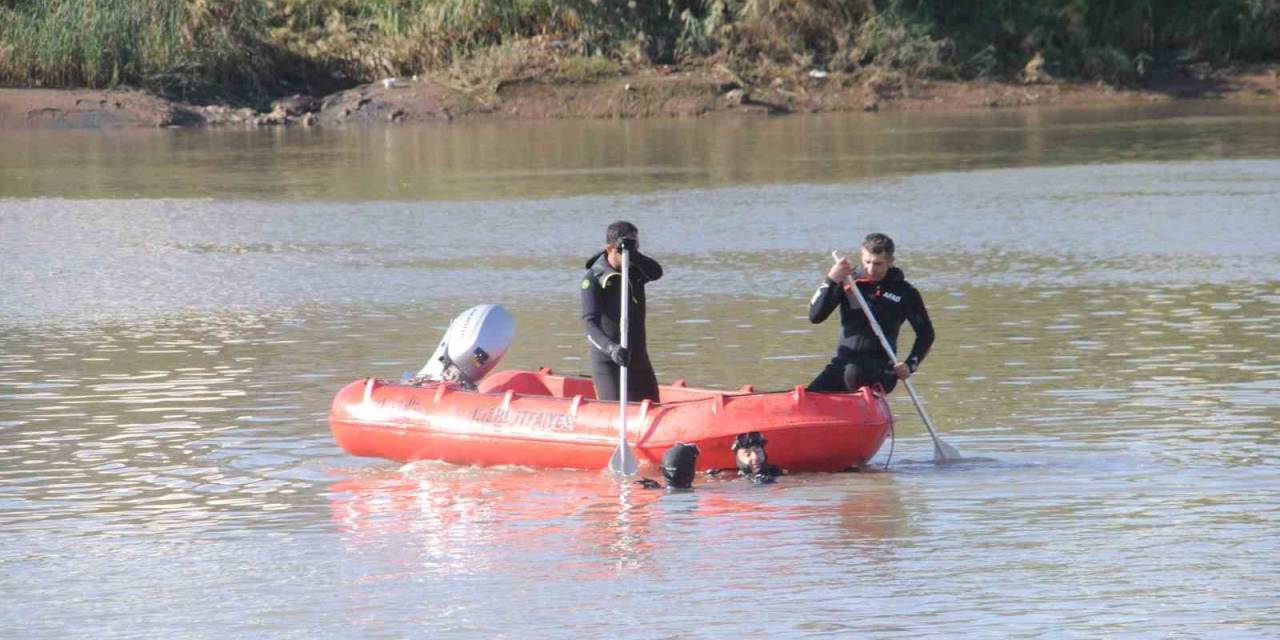 Dicle Nehri’nde Kaybolan Kızı Arama Çalışmaları 4. Gününde Devam Ediyor