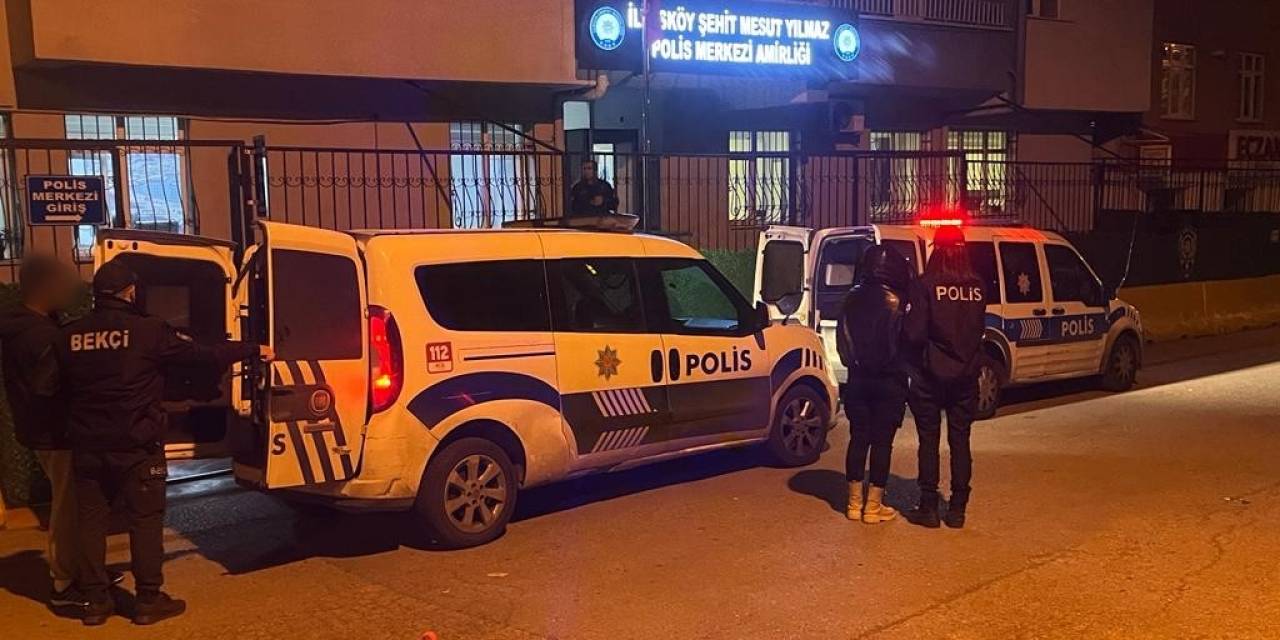 Polise Direnen Kadının Üzerinden Tabanca Çıktı