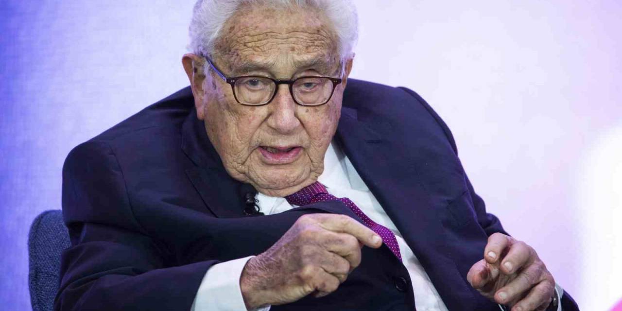 Abd’nin “Savaş Suçlusu” Eski Bakanı Kissinger 100 Yaşında Hayatını Kaybetti