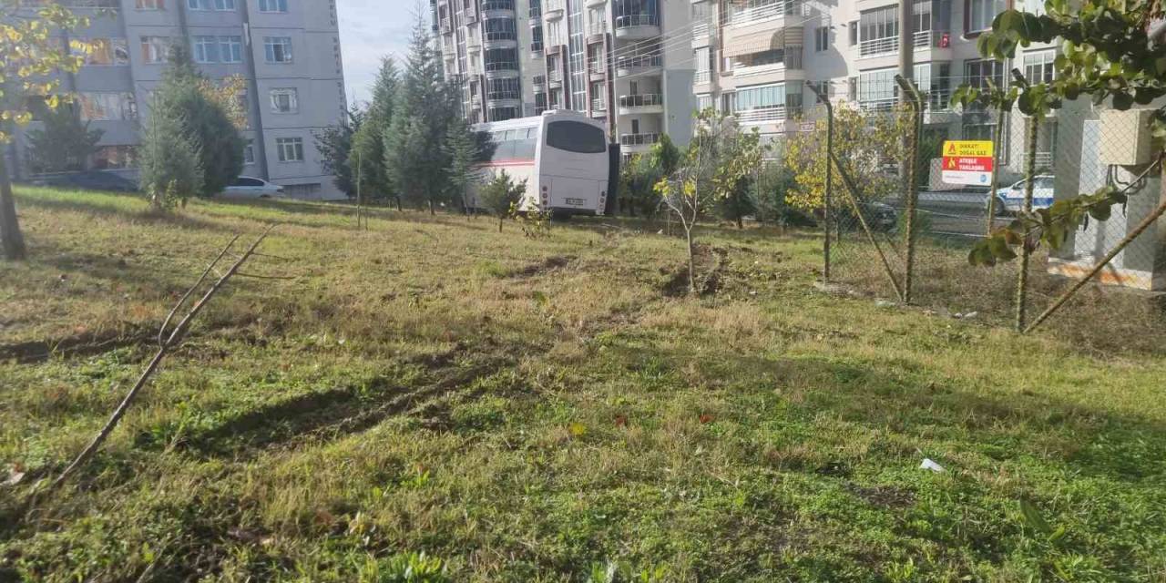 Edirne’de Minibüsün Freni Boşaldı: 15 Yolcu Ölümden Döndü