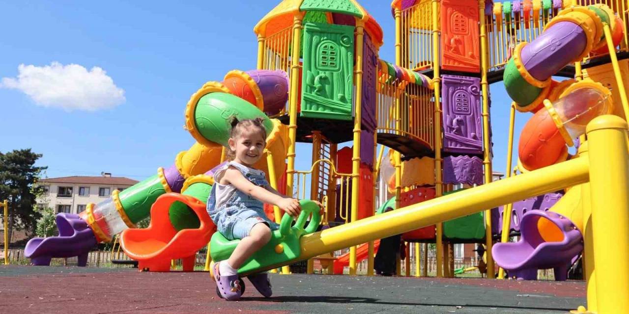 Dört Yılda 104 Park Yepyeni Oyun Grupları İle Donatıldı