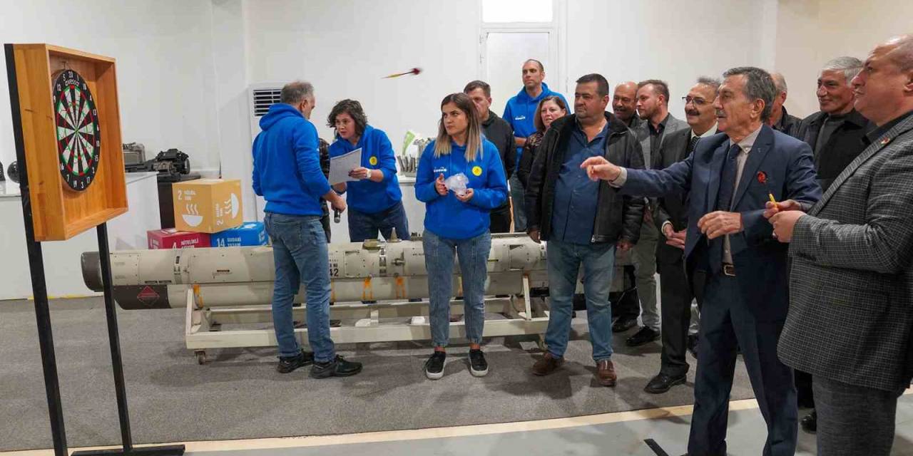 Muhtarlar Dart Turnuvasında Buluştu