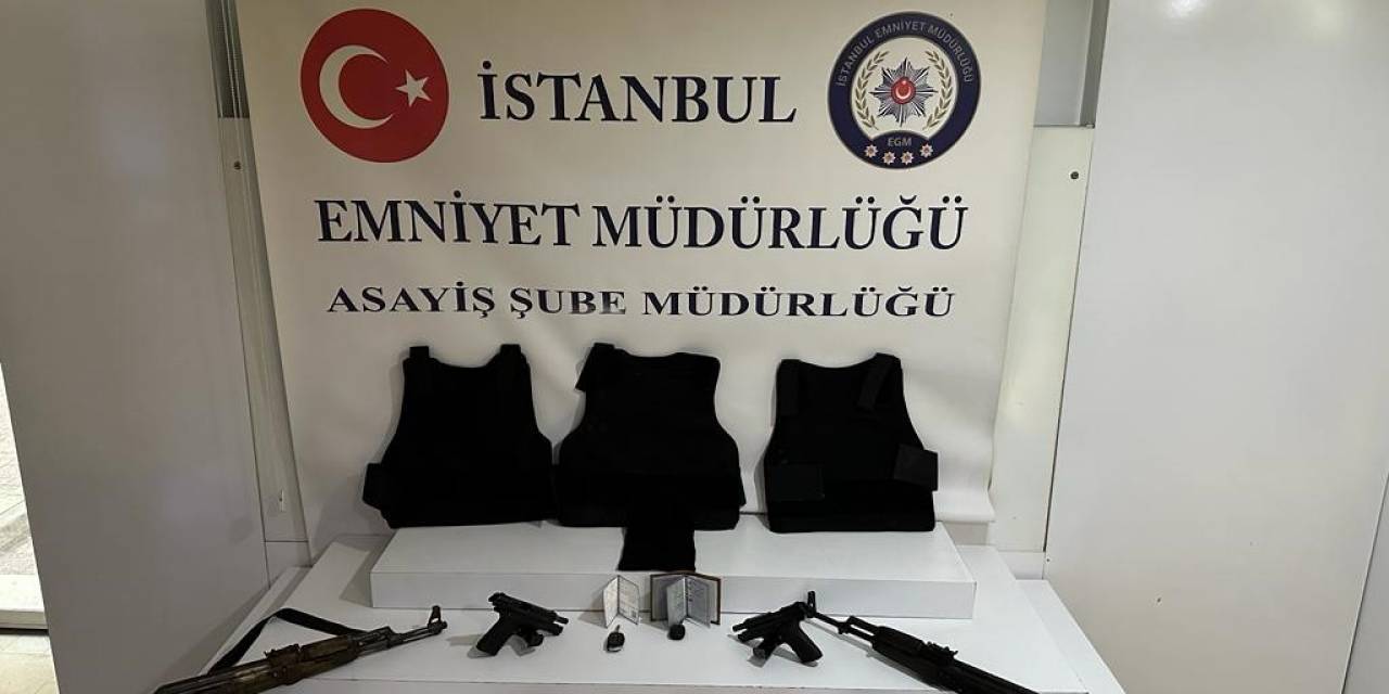 İstanbul’da Kalaşnikoflu Gasp Çetesi Yakandı