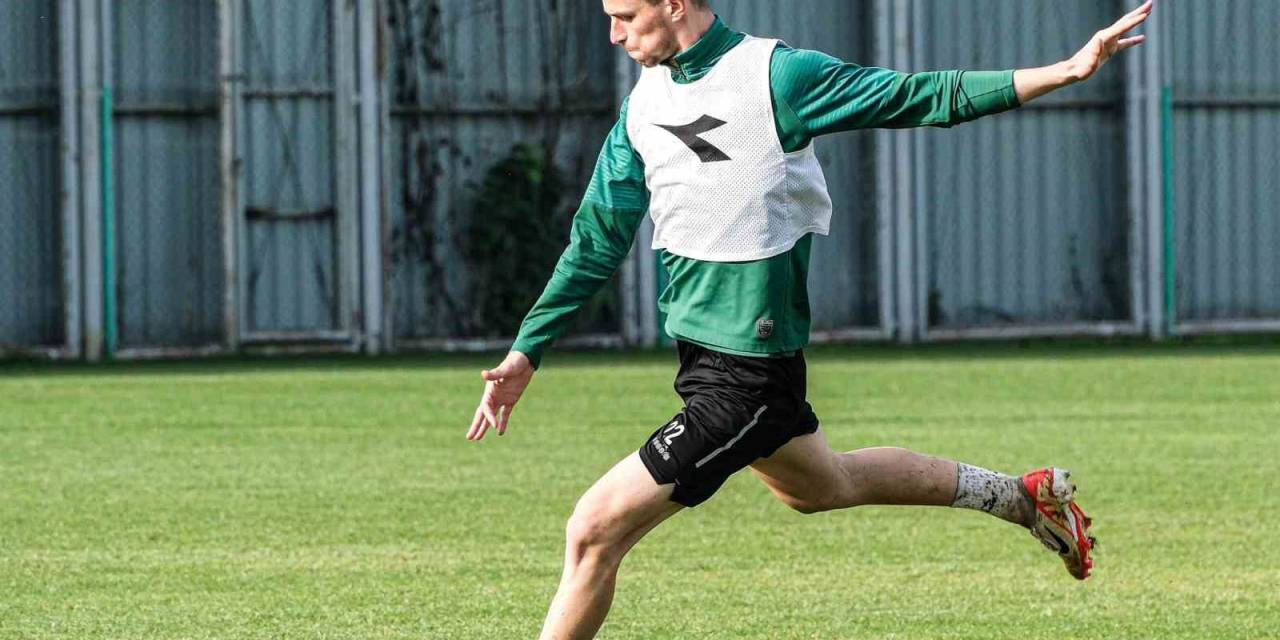 Bursaspor’da Esenler Erokspor Maçı Hazırlıkları Sürüyor