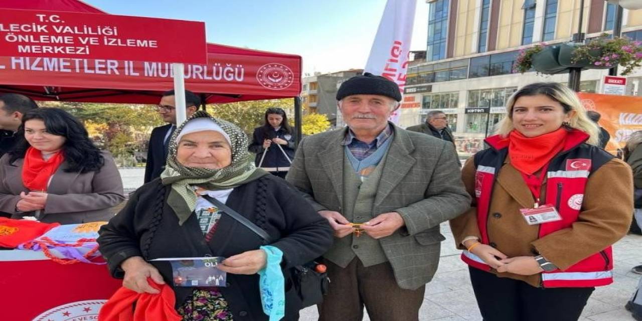 Ulu Çınarlar "Kadına Şiddete Sıfır Tolerans" Dedi