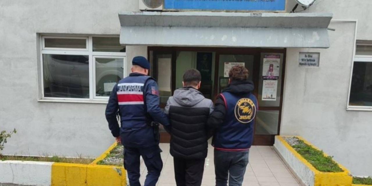 Aranan 2 Şüpheli Jandarma Tarafından Yakalandı
