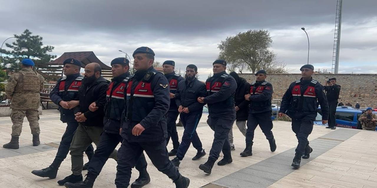Nevşehir Merkezli Deaş Operasyonu: 5 Kişi Tutuklandı