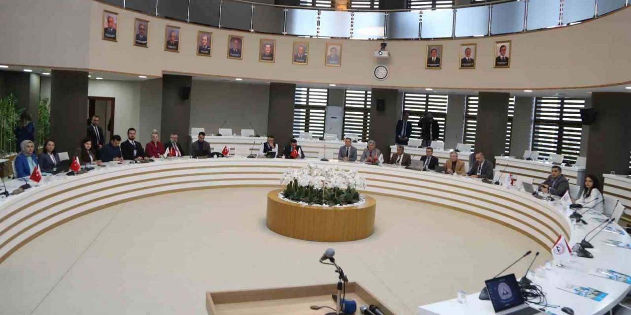 Erü’de Araştırma Dekanlıkları Çalıştayı Düzenlendi