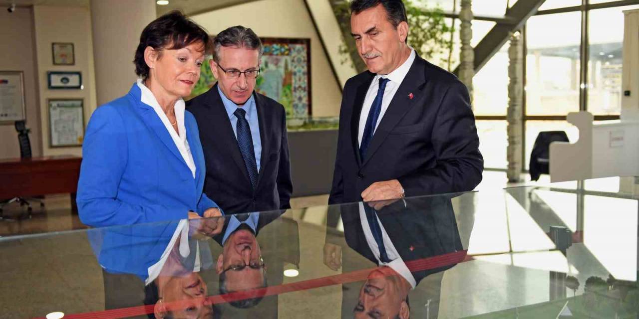 Almanya Hessen Eyaleti Bakanı Lucia Puttrıch:  “Gülen Bir Yüzle Ortaklık Çok Önemli”