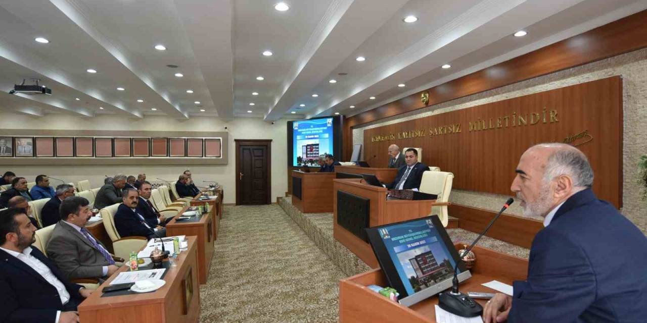 Eski Genel Kurulu Toplandı