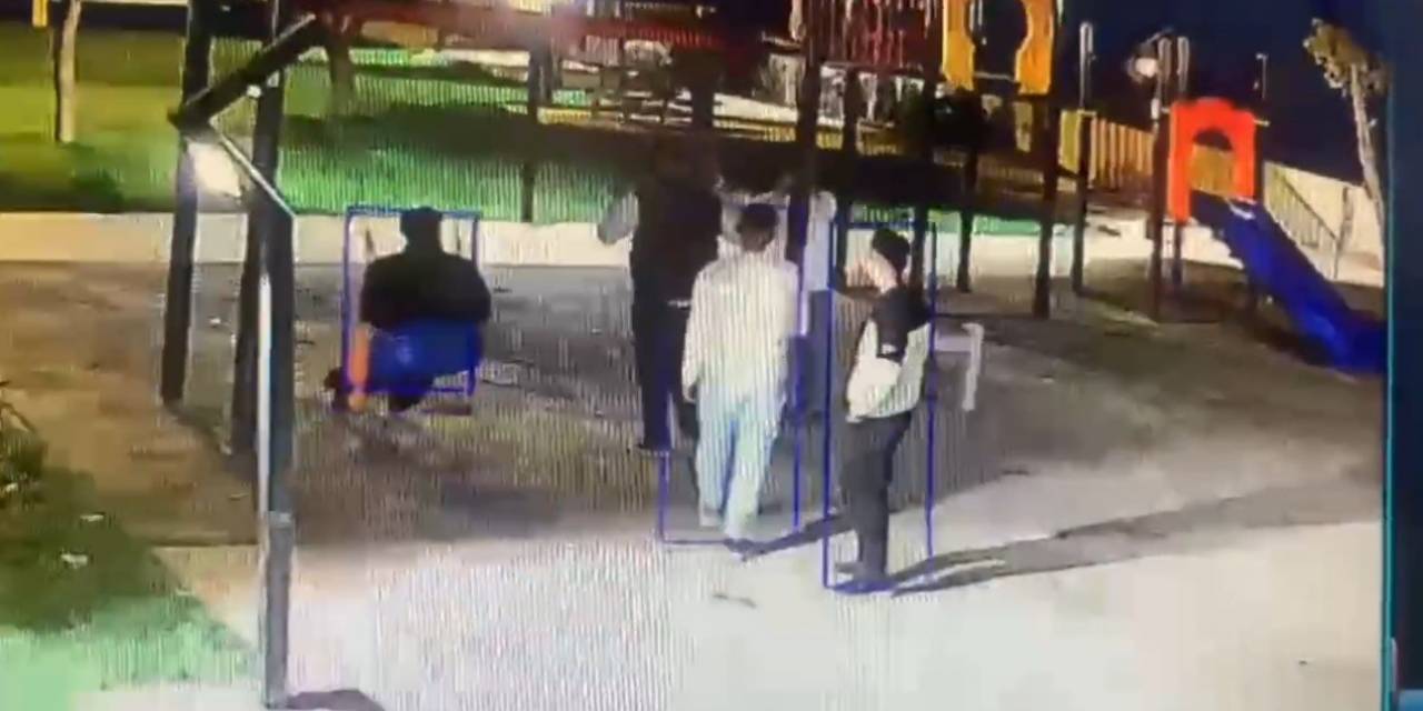 Çocukların Oyun Gruplarının Ve Güvenlik Kamerasının Kırıldığı Anlar Kamerada